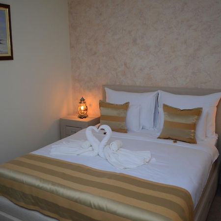 Hotel Helada Tivat Luaran gambar